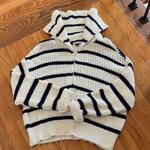 NWOT AE Striped Knit Sweater - Navy and cream zip sweater